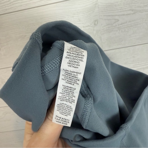 ALO Yoga Moto Leggings Gray/Blue Size Small - Picture 5 of 10